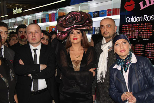 Айгюн Кязымова приняла участие в открытии магазина бренда Golden Rose (фото)