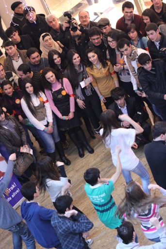 В Баку прошел благотворительный концерт, посвященный Международному дню детей, больных раком (фото)