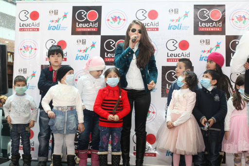 В Баку прошел благотворительный концерт, посвященный Международному дню детей, больных раком (фото)