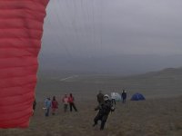 В Экстрим-клубе "ИРЕЛИ" начались практические занятия по полетам на параплане (фото)