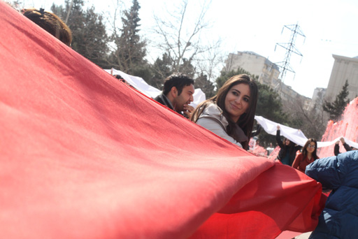 В Баку прошла креативная акция "Неделя лейкемии" (видео-фото)