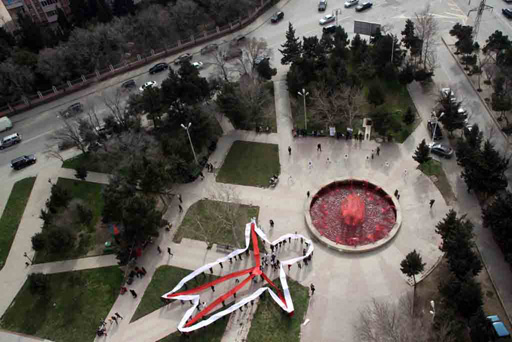 В Баку прошла креативная акция "Неделя лейкемии" (видео-фото)