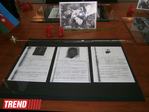 В Баку представлены документы, использованные при написании книги "Обреченный Ходжалы" (фото)