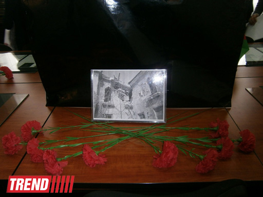 В Баку представлены документы, использованные при написании книги "Обреченный Ходжалы" (фото)