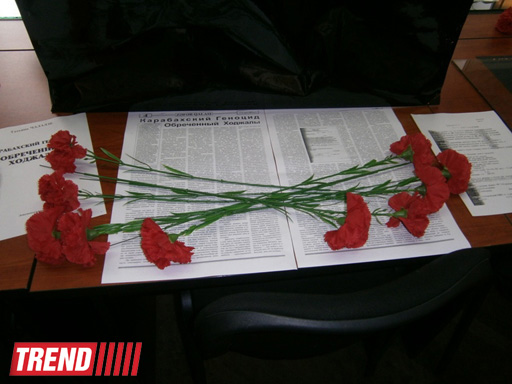 В Баку представлены документы, использованные при написании книги "Обреченный Ходжалы" (фото)