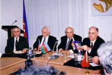 Видади Халилов - 70 лет: "Чем больше сделал ученый, тем яснее он видит, как много еще осталось сделать"  (фото)