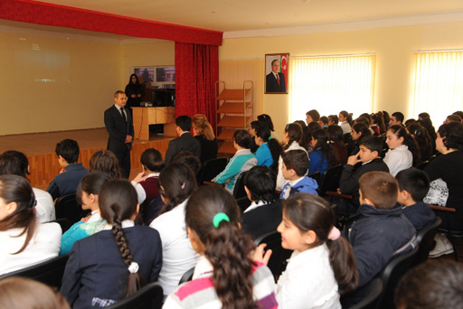 Общественное объединение "Miras" организовало выставку, посвященную Ходжалинской трагедии (фото)