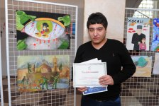 Общественное объединение "Miras" организовало выставку, посвященную Ходжалинской трагедии (фото)