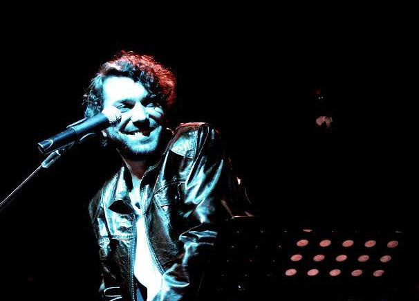 В Баку приедет известный турецкий актер и певец Халил Сезай