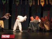 "Сказка белого месяца" калмыцкого театра - первый день весны в азербайджанском ТЮЗе (фото)