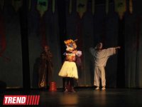 "Сказка белого месяца" калмыцкого театра - первый день весны в азербайджанском ТЮЗе (фото)