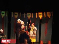 "Сказка белого месяца" калмыцкого театра - первый день весны в азербайджанском ТЮЗе (фото)