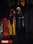 "Сказка белого месяца" калмыцкого театра - первый день весны в азербайджанском ТЮЗе (фото)