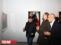 В Баку в галерее YAY состоялось открытие выставки Санана Алескерова "Прозрачность простоты" (фото)