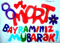 Бакинские школьники посвятили свои работы бабушкам, матерям и сестрам (фотосессия)