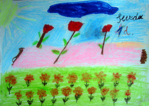 Бакинские школьники посвятили свои работы бабушкам, матерям и сестрам (фотосессия)