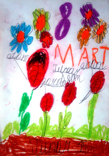 Бакинские школьники посвятили свои работы бабушкам, матерям и сестрам (фотосессия)