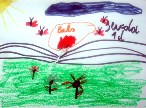 Бакинские школьники посвятили свои работы бабушкам, матерям и сестрам (фотосессия)