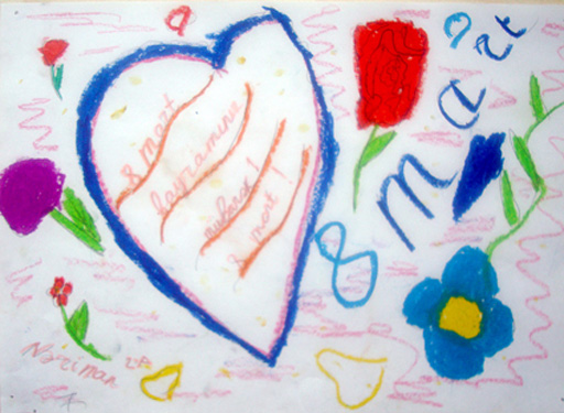 Бакинские школьники посвятили свои работы бабушкам, матерям и сестрам (фотосессия)