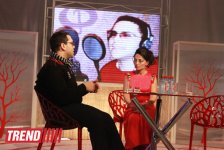 Кямаля Халилова и семья Мурада Садыха - в первой передаче проекта "Жизнь продолжается" (фото)