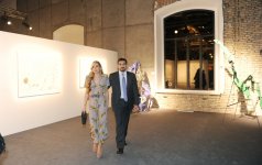 Первая леди Азербайджана приняла участие в выставке "Полет в Баку: Современное азербайджанское искусство" в Риме (ФОТО)
