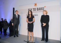 Первая леди Азербайджана приняла участие в выставке "Полет в Баку: Современное азербайджанское искусство" в Риме (ФОТО)