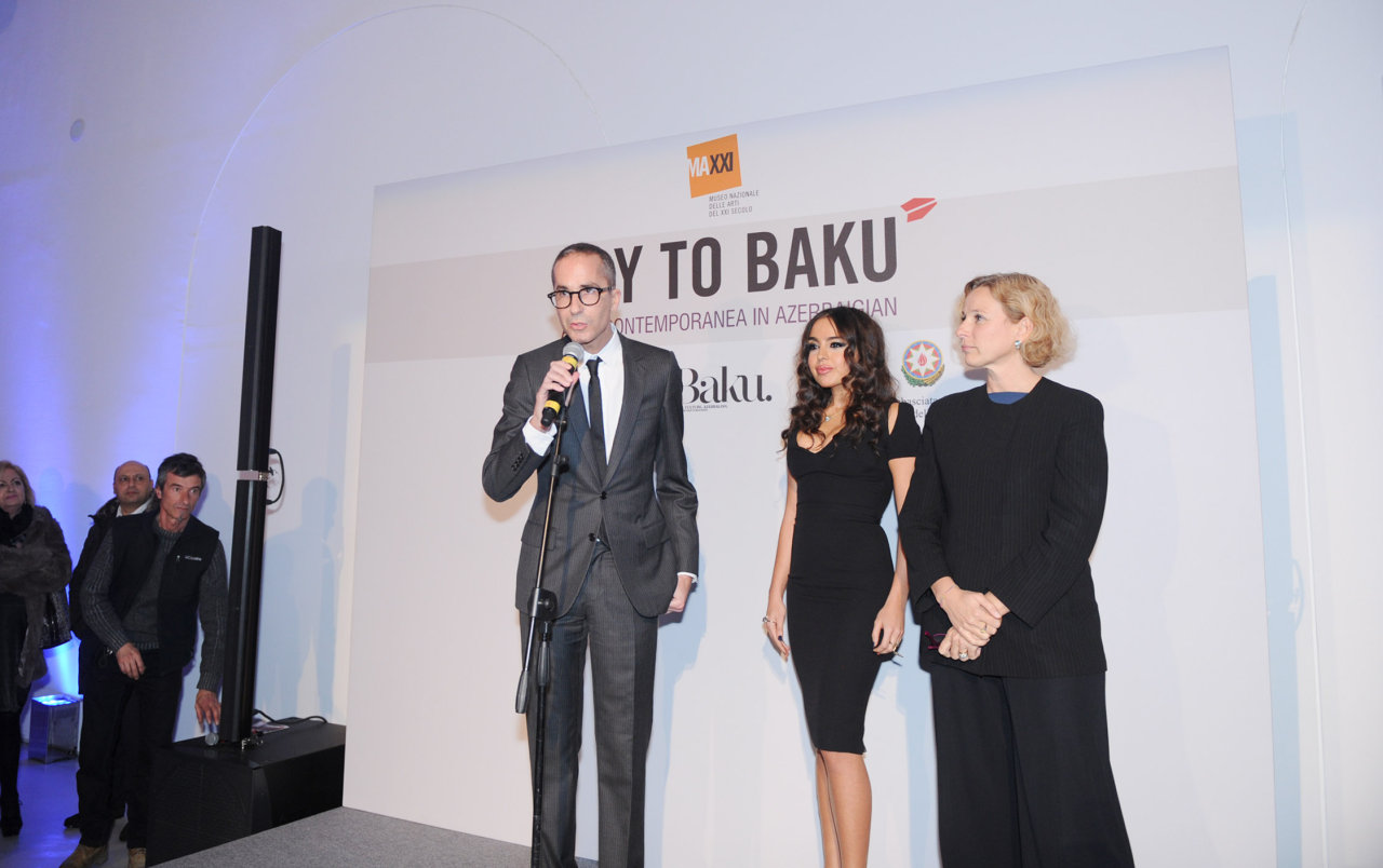 Первая леди Азербайджана приняла участие в выставке "Полет в Баку: Современное азербайджанское искусство" в Риме (ФОТО)