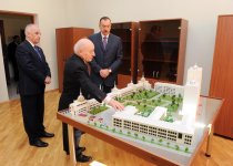 Президент Азербайджана ознакомился с условиями, созданными в новом корпусе Госакадемии художеств (ФОТО)