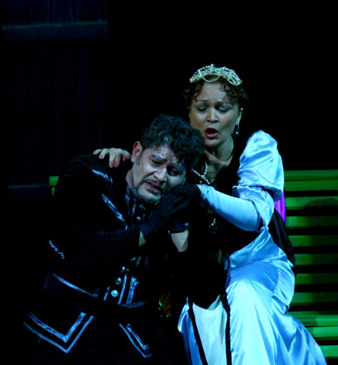 Солист Мариинского театра Михаил Латышев выступил в Баку (фото)