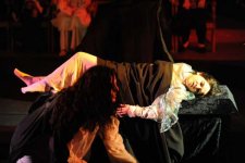 Бакинский детский театр представил спектакль на фестивале в Турции