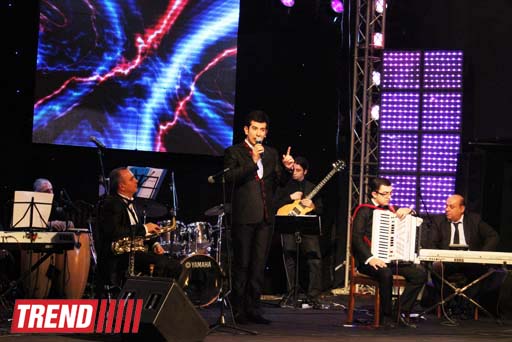 В Баку состоялся соло-концерт Лалы Мамедовой "Ты в моем сердце" (фотосессия)