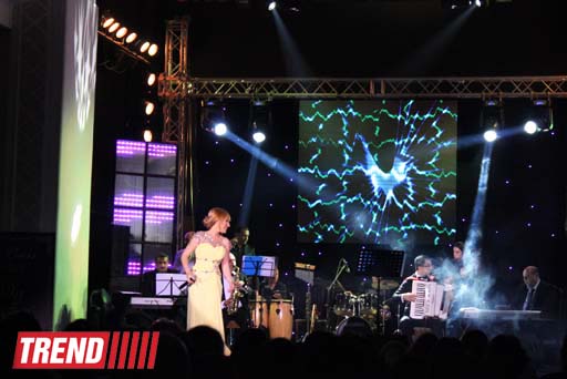 В Баку состоялся соло-концерт Лалы Мамедовой "Ты в моем сердце" (фотосессия)