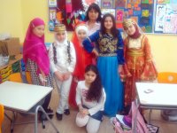 Сладкий праздник Новруз бакинских школьников (фотосессия)