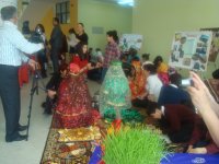 Сладкий праздник Новруз бакинских школьников (фотосессия)