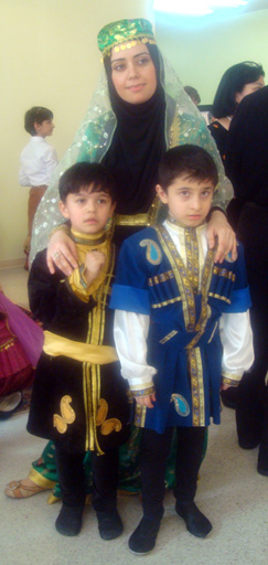 Сладкий праздник Новруз бакинских школьников (фотосессия)