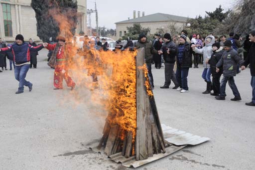 В Азербайджане стартовал фотоконкурс "Страна огней"