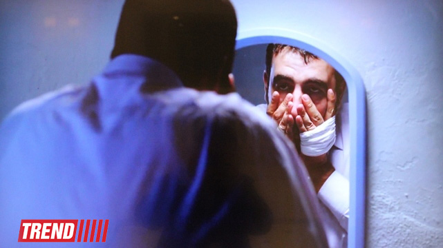 Турецкая суперзвезда Эмрах презентовал в Баку фильм "Ненаступившая весна" (фотосессия)