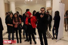 Турецкая суперзвезда Эмрах презентовал в Баку фильм "Ненаступившая весна" (фотосессия)