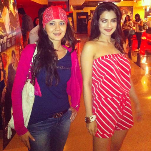 Оксана Расулова рассказала об обучении в школе звезд Болливуда: "Каратэ, йога… - потрясающе!" (фото)