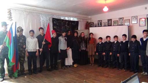 Учащиеся Гимназии Искусств представили работы и постановку, посвященные Дню геноцида азербайджанцев  (фото)