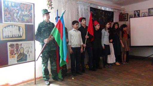 Учащиеся Гимназии Искусств представили работы и постановку, посвященные Дню геноцида азербайджанцев  (фото)