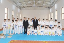 Президент Азербайджана принял участие в открытии в поселке Масазыр квартала для вынужденных переселенцев (ФОТО)