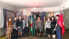 Учащиеся Гимназии Искусств представили работы и постановку, посвященные Дню геноцида азербайджанцев  (фото)