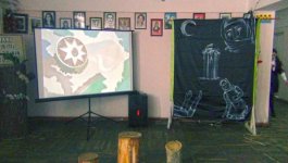 Учащиеся Гимназии Искусств представили работы и постановку, посвященные Дню геноцида азербайджанцев  (фото)