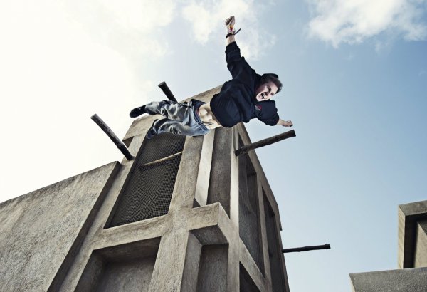 Чемпион мира по фрирану Райан Дойл выполнит умопомрачительные прыжки и трюки в Баку (фото)