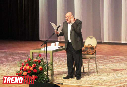 В Баку состоялся вечер юмора и сатиры "120 минут Жванецкого" (фотосессия)