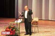 В Баку состоялся вечер юмора и сатиры "120 минут Жванецкого" (фотосессия)