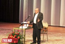 В Баку состоялся вечер юмора и сатиры "120 минут Жванецкого" (фотосессия)