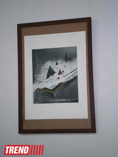 В Баку открылась выставка художника Ибрагима Ахрари (фотосессия)