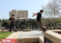 Знаменитый паркурист из Великобритании Райан Дойл дал мастер-класс в Баку (фотосессия)